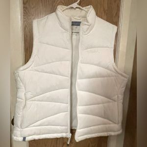 ❄️Winter White Puffy Vest❄️